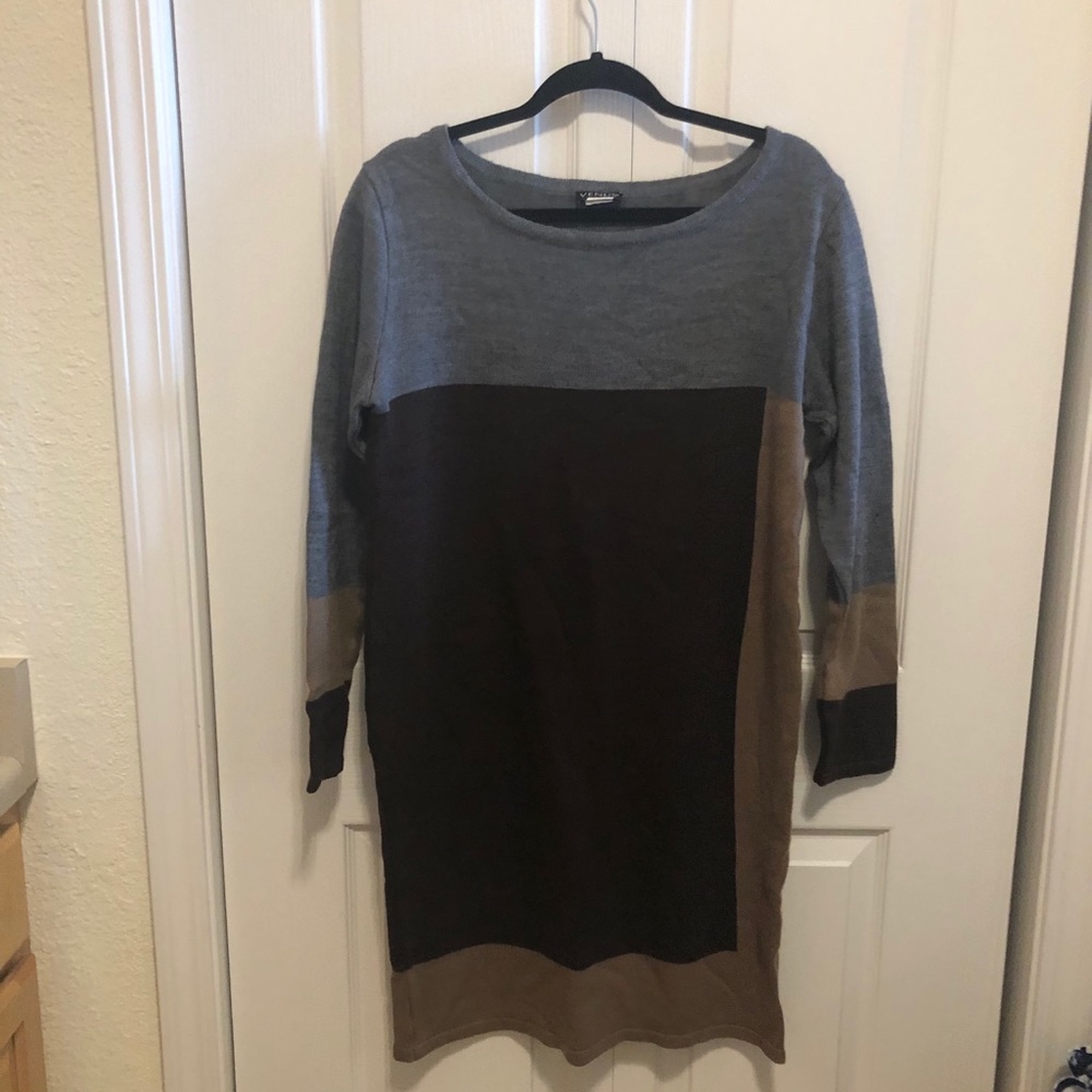Color block sweater dress